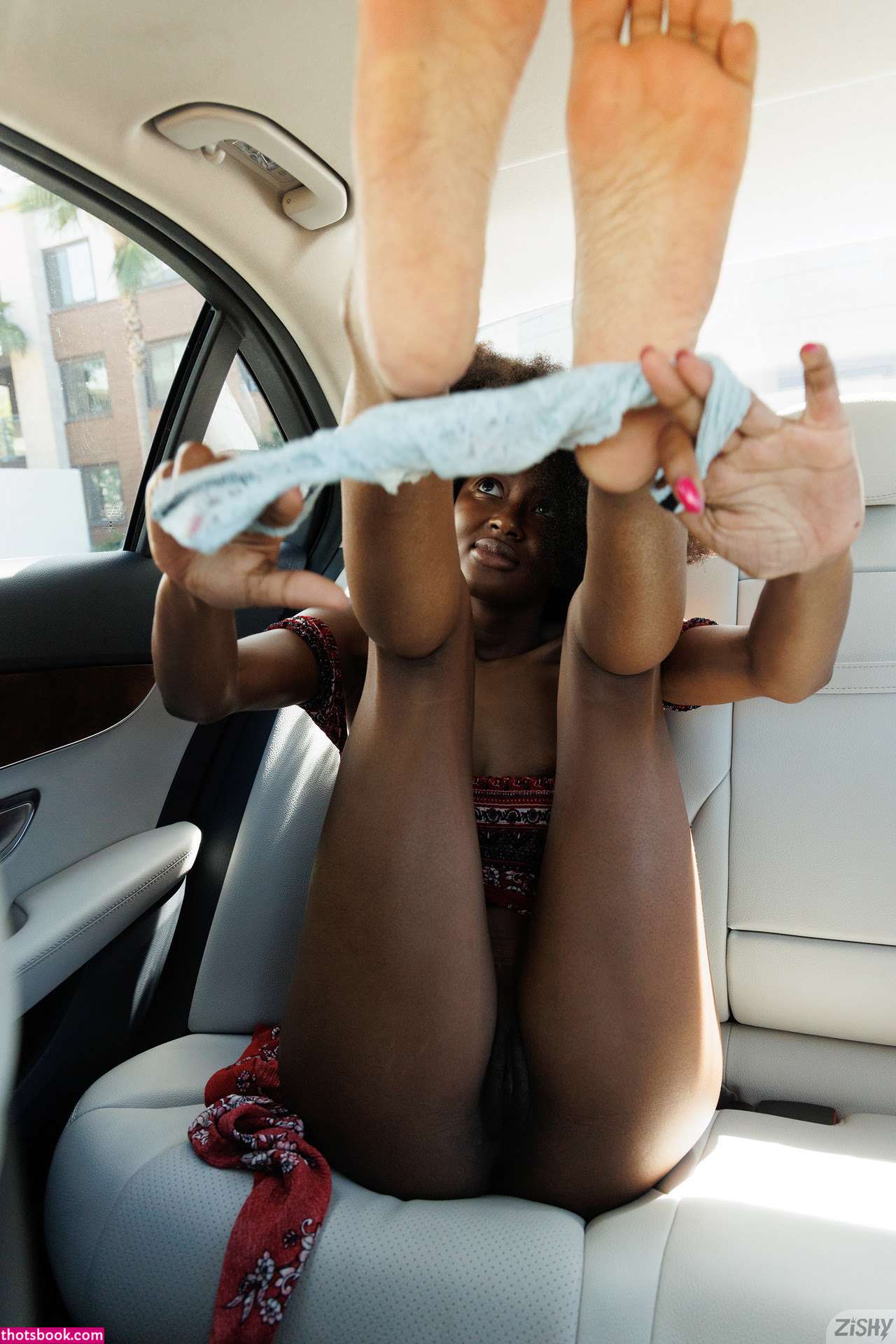 angelbitch888 Photo #5