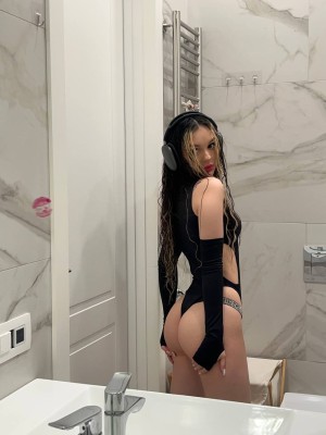 Dgallavichh Daryana Photo #17