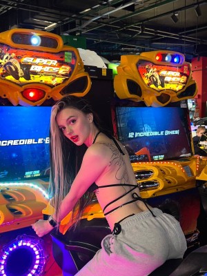 Dgallavichh Daryana Photo #27