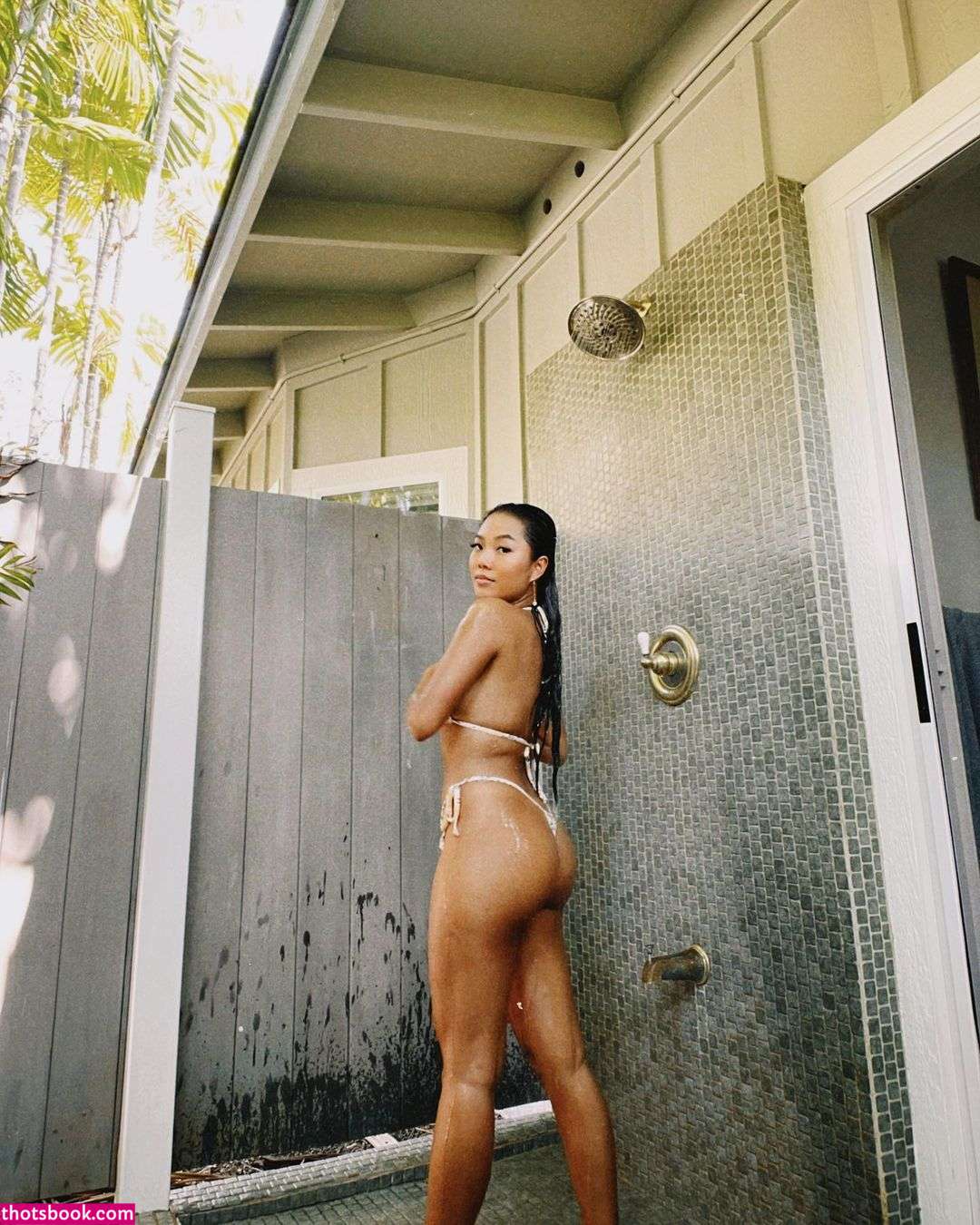 Farina Aguinaldo Photo #6