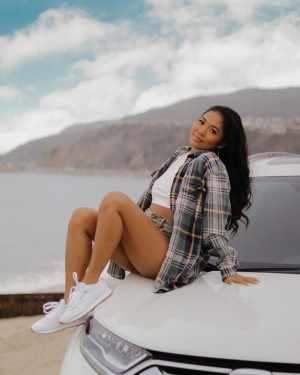 Farina Aguinaldo Photo #44