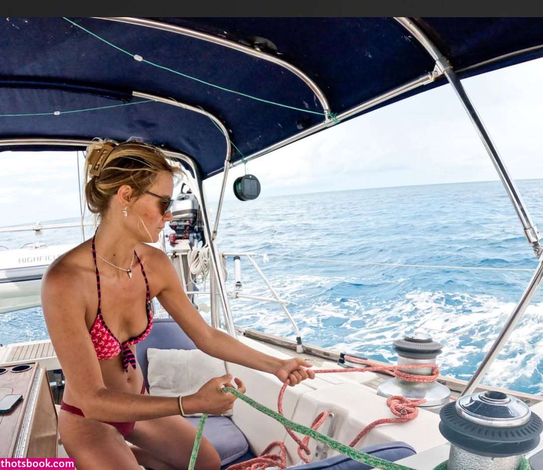 Lauren Landers Photo #29