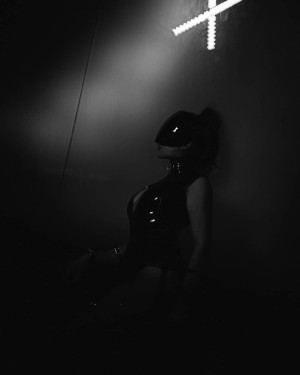 Lisa Brands Photo #22