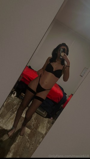 Maxie618 Photo #1