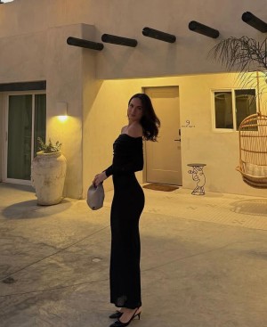 Sydney Marshall Photo #1