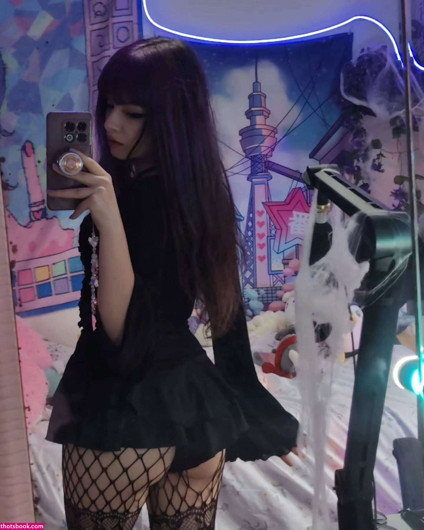 theakaleina Photo #5