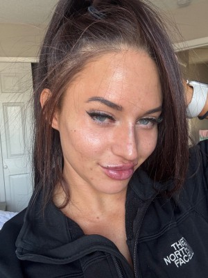 theevashtii Photo #23