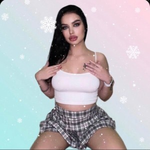 Tina Seductress Photo #8