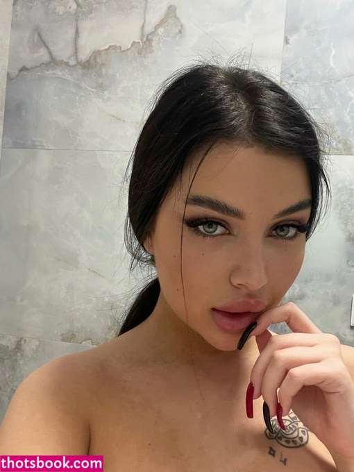 Tina Seductress Photo #21