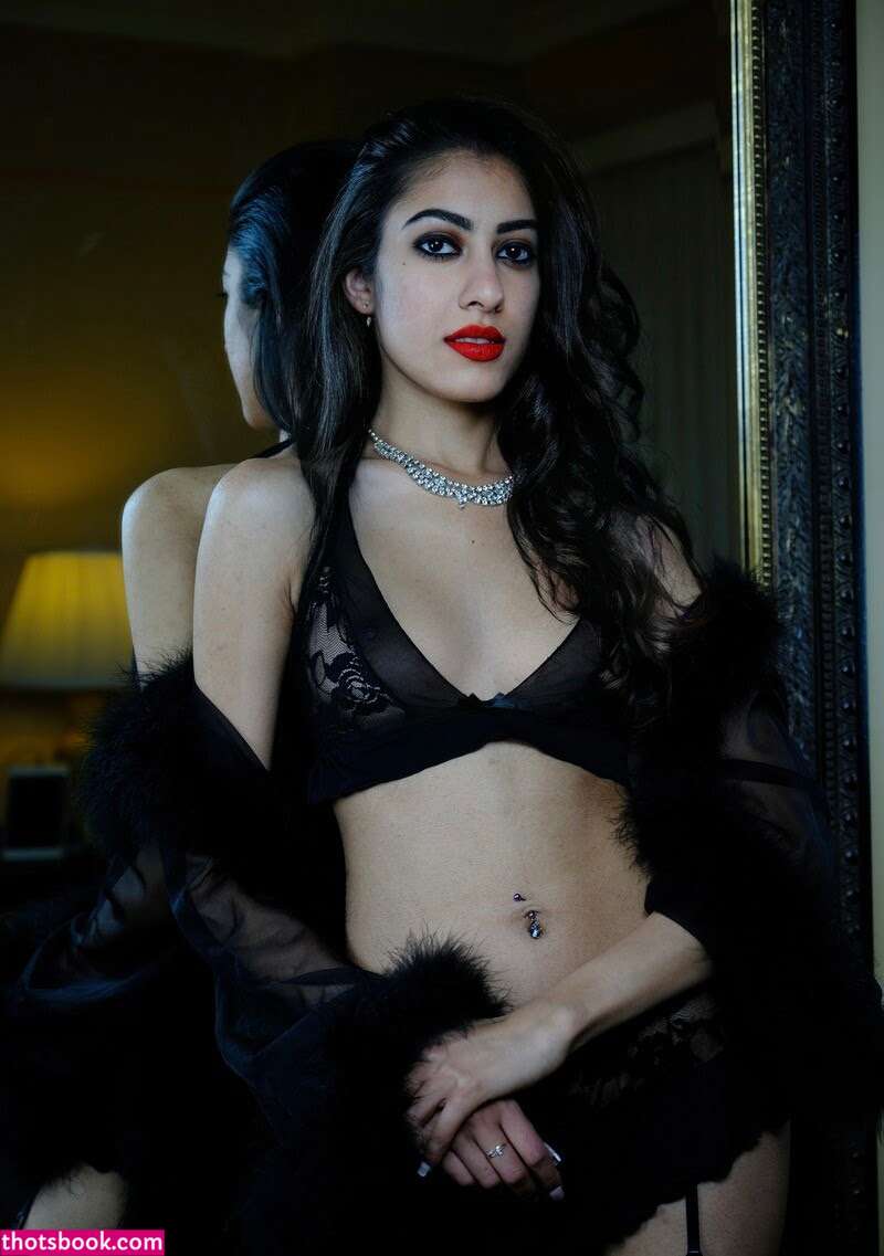 Vidya Photo #9