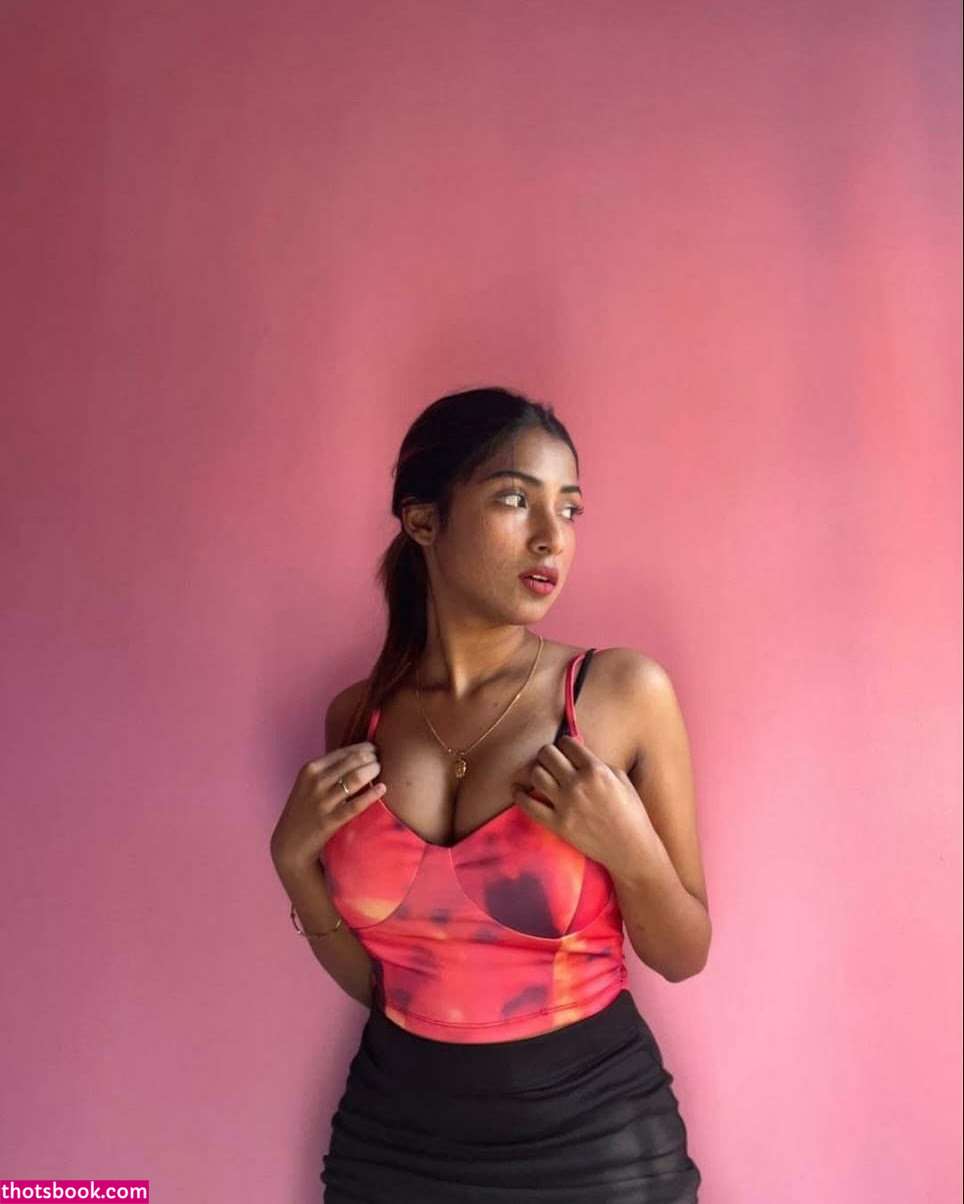 Saheli Halder Photo #14