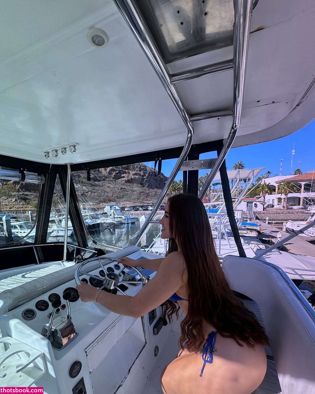 Jasmine Rodriguez Photo #15