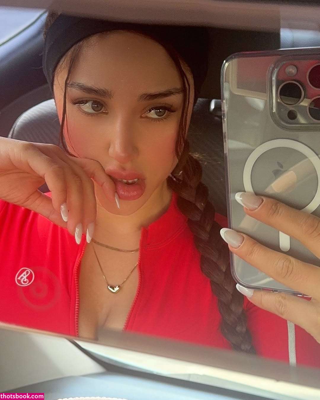 Jasmine Rodriguez Photo #24