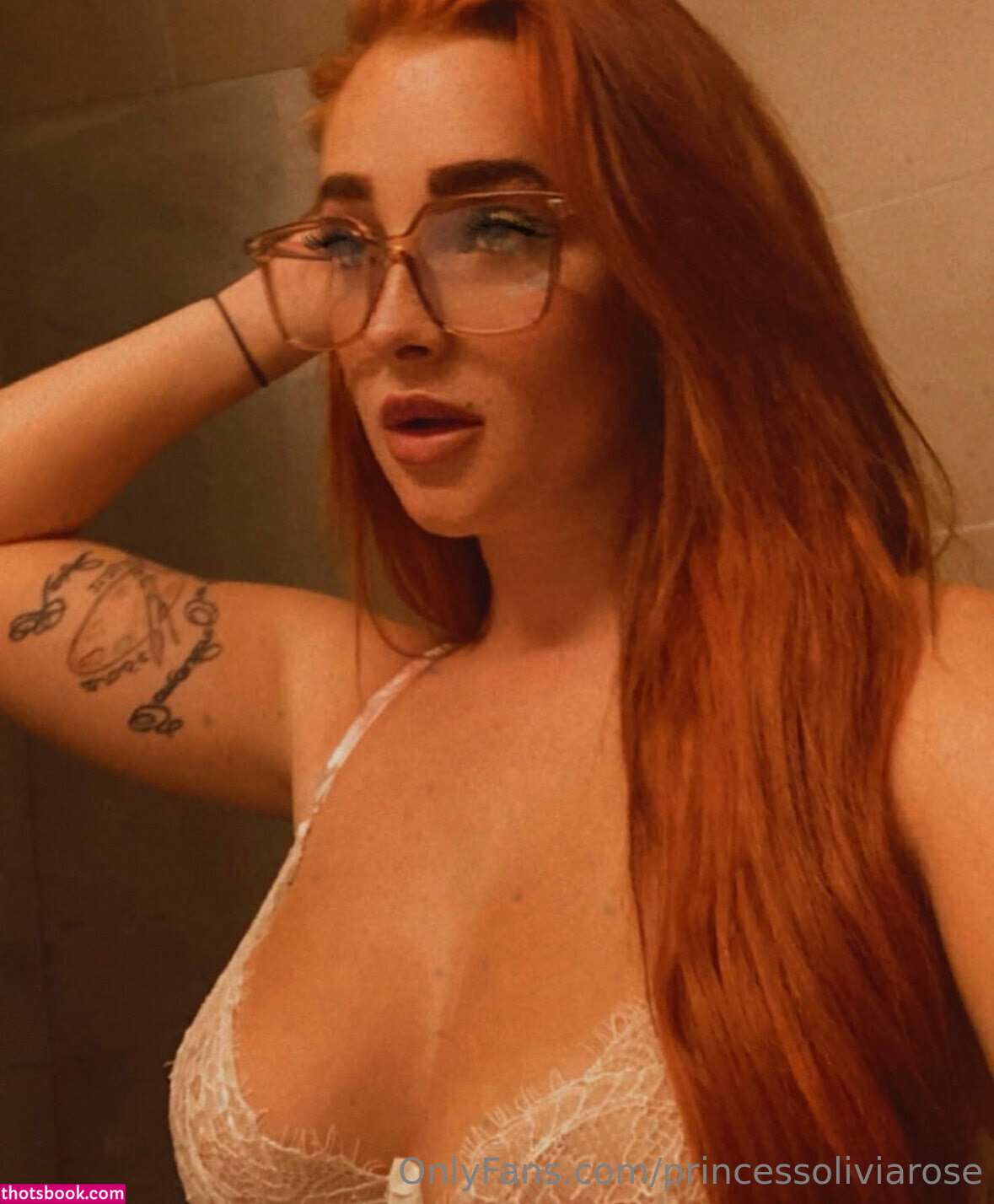 oliviaroseuk Photo #7