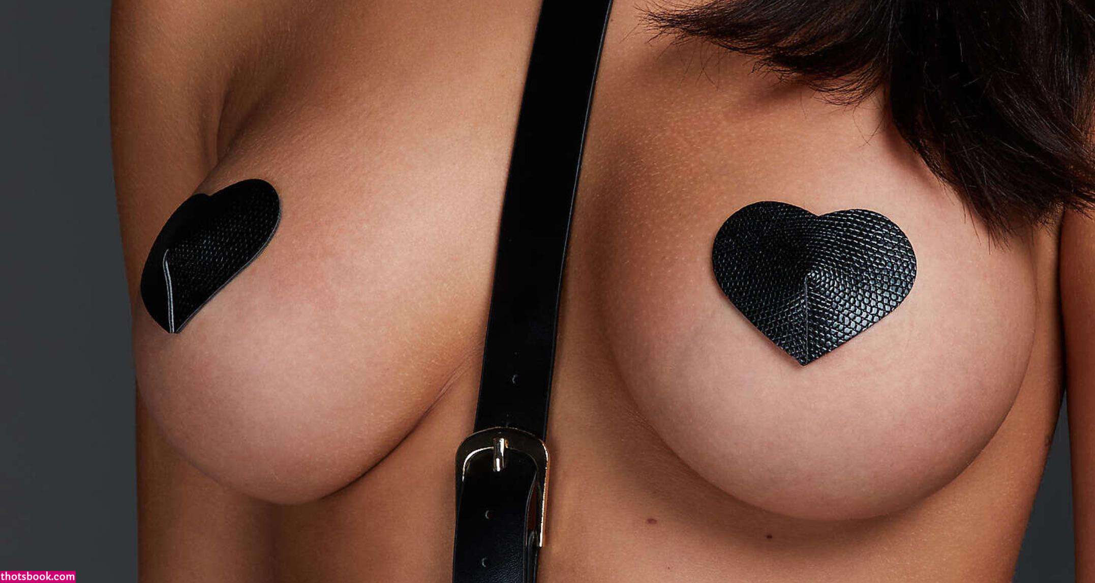 Shayna Senior Photo #17