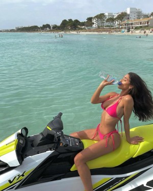 Shayna Senior Photo #29