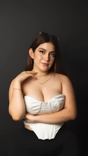 Valeria Alcala Photo #9