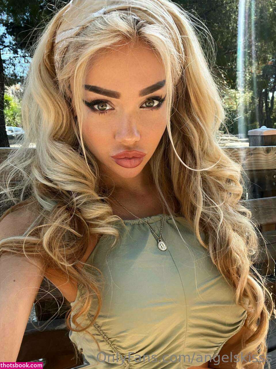 angelskisss Photo #23