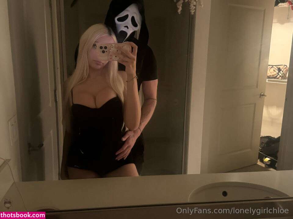 Chloe Collins Photo #22