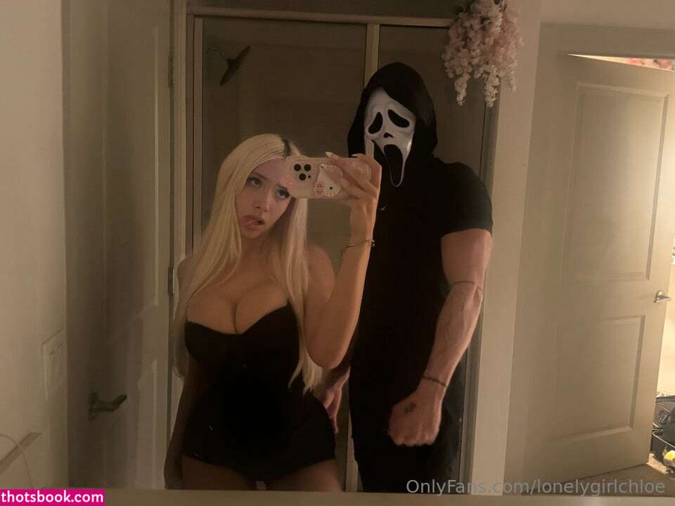 Chloe Collins Photo #28