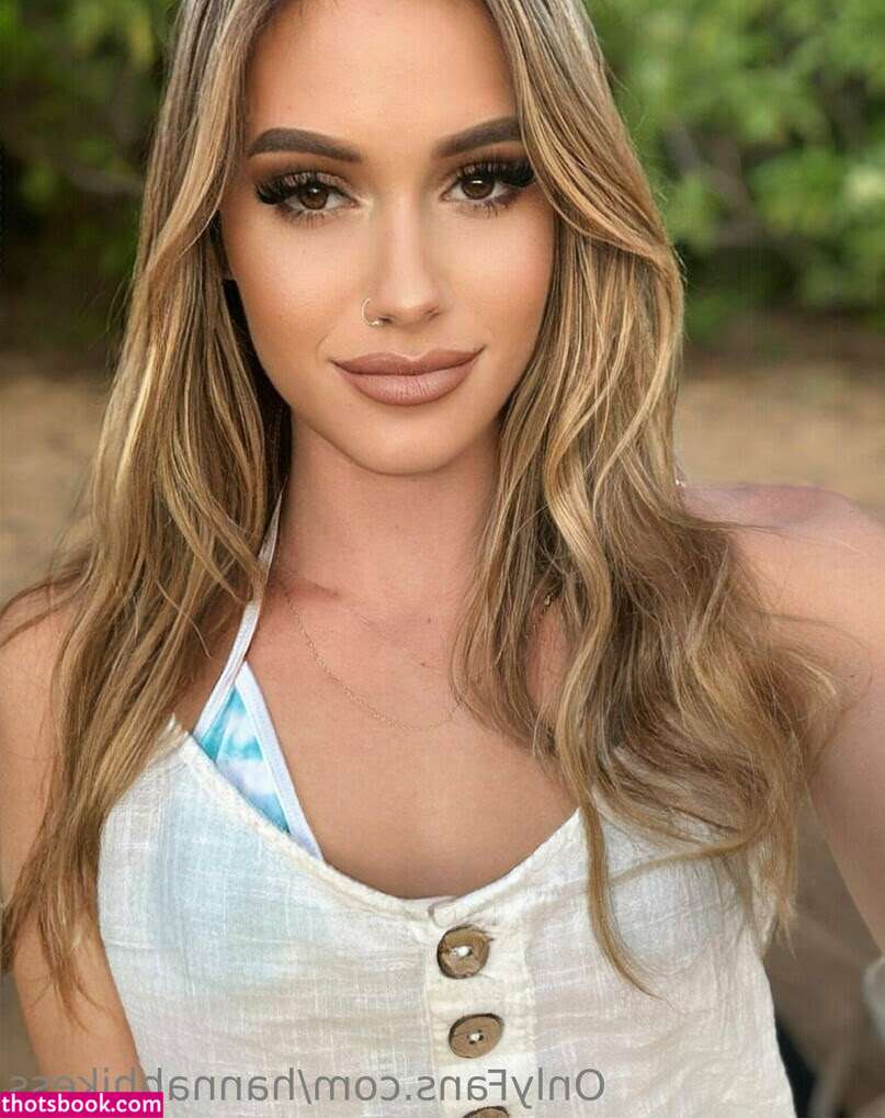 Hannah Hikes Photo #6