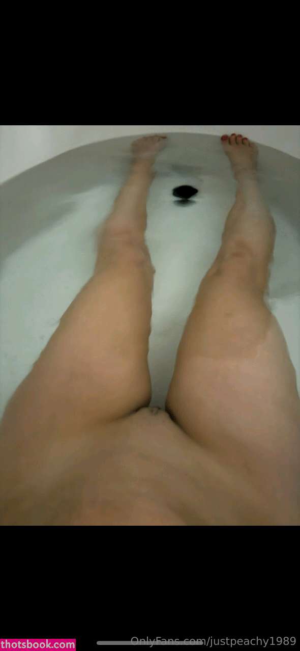 justpeachy1989 Photo #4