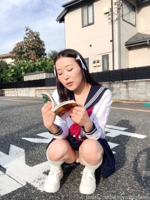 Miyako Neko Photo #1