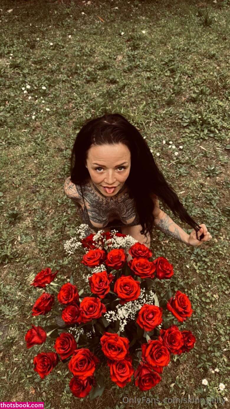 Skinny Lilly Photo #35