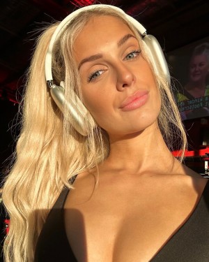 Tamara Smidt Photo #19