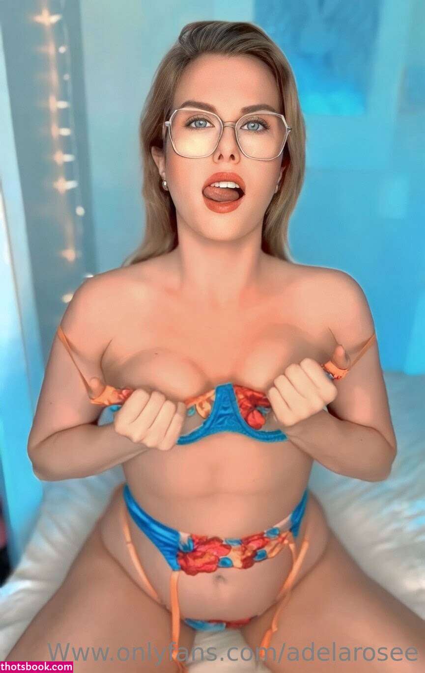 adelarosee Photo #3