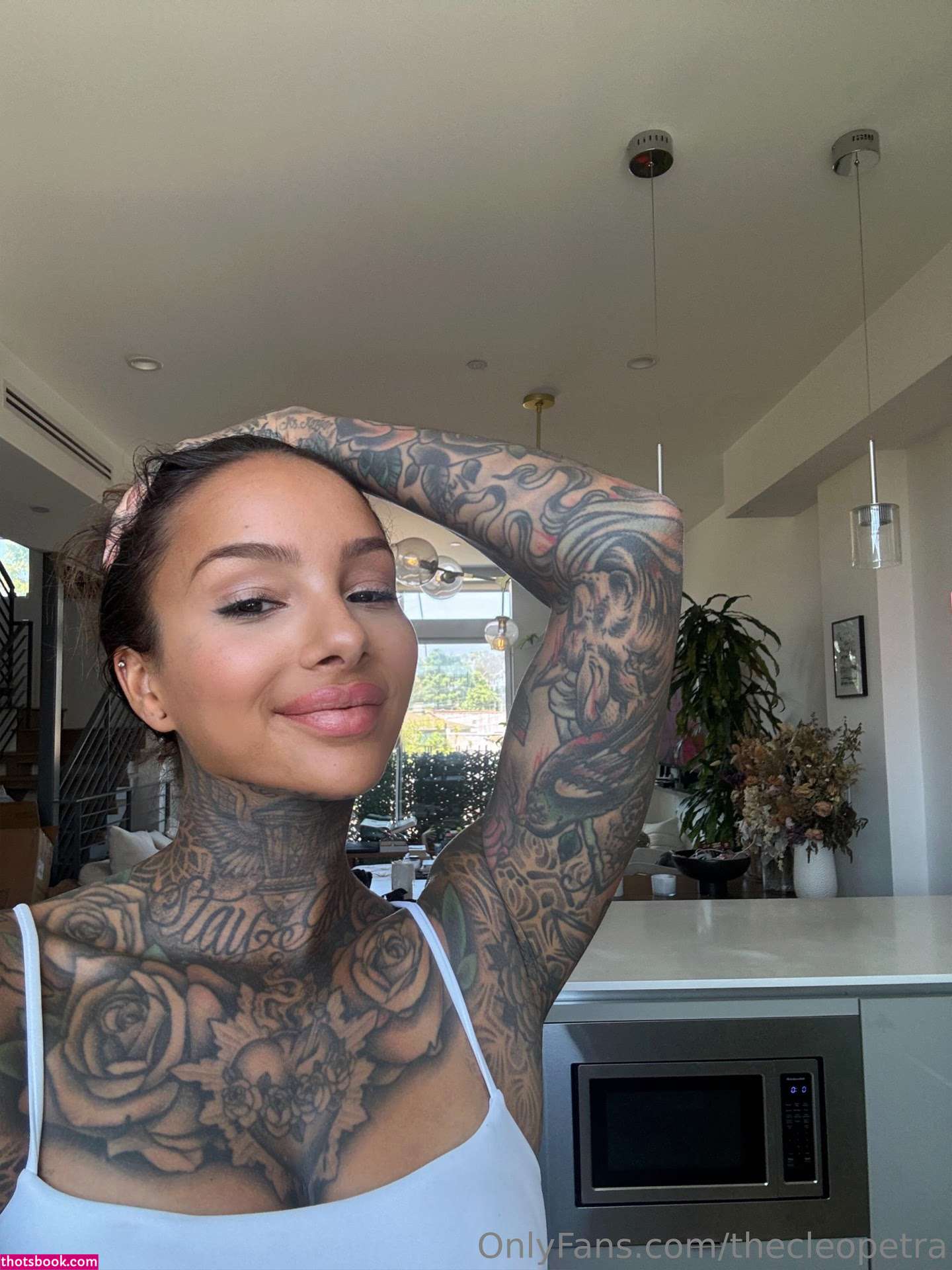 Cleo Petra Photo #19