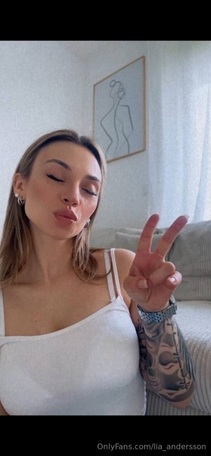 Lia Andersson Photo #3