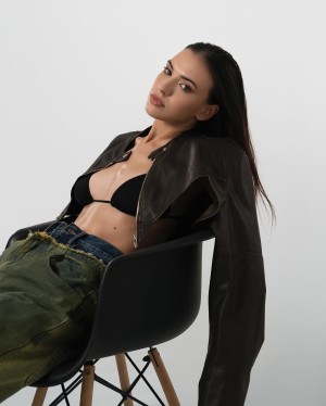 Iryna Lucci Photo #15