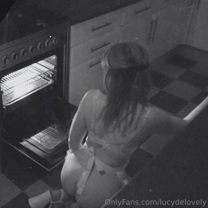 Lucydelovely Photo #13