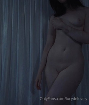 Lucydelovely Photo #19