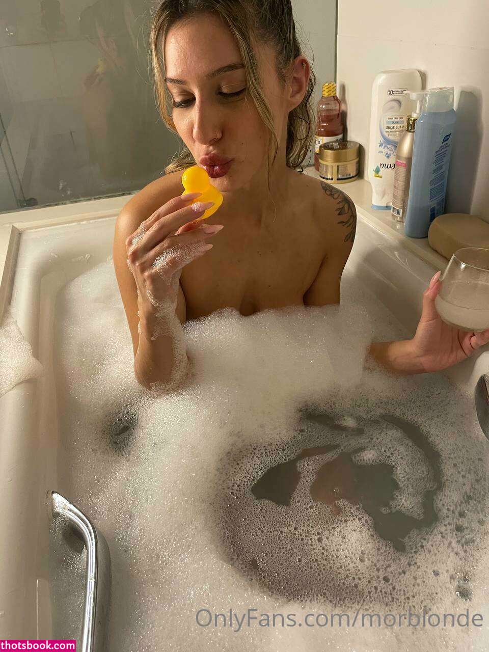 Mor Atmazgin Photo #12