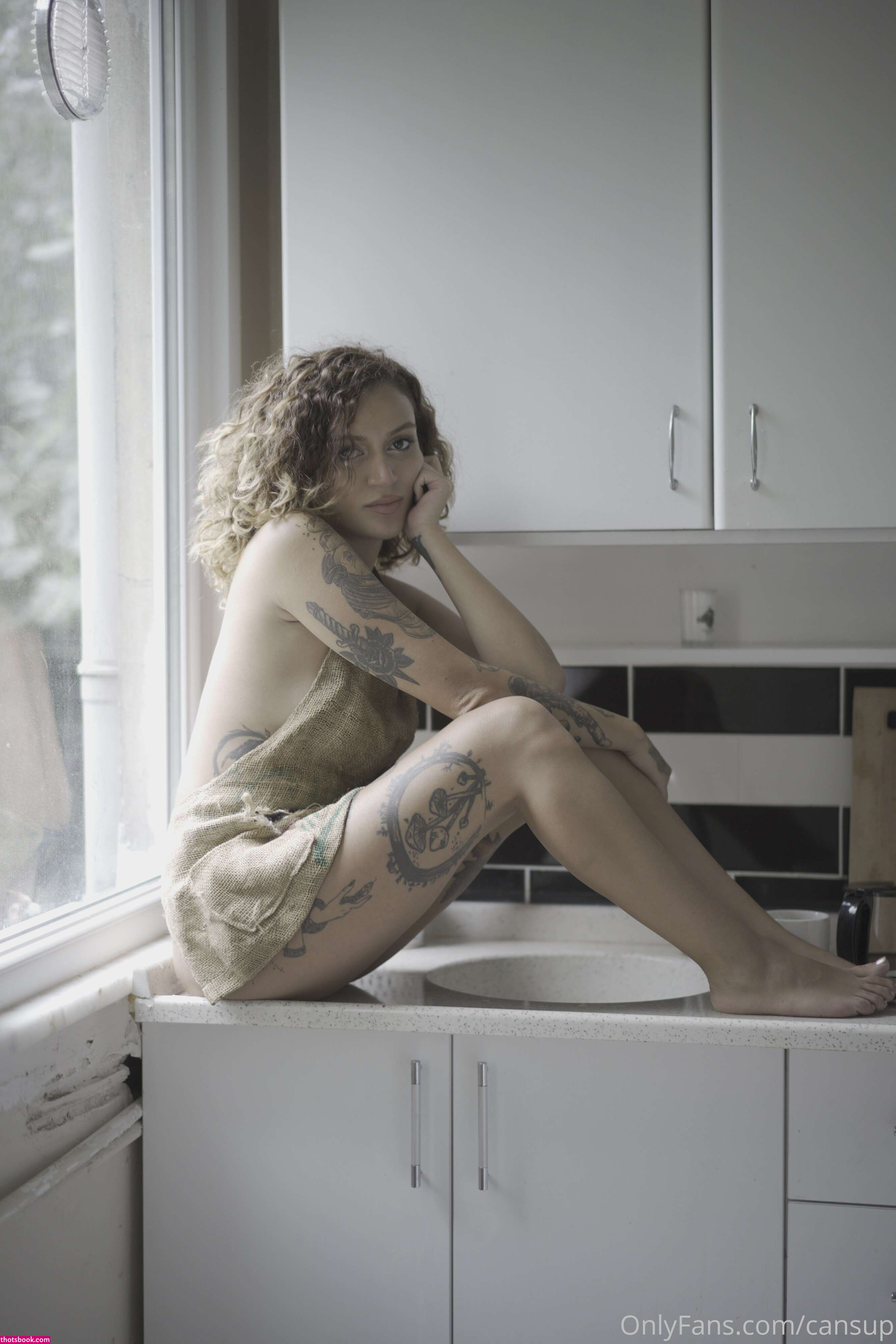 Tugce Cansu Photo #22