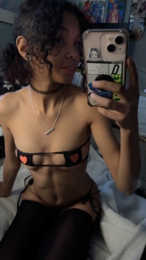 Littlemads003 Photo #4