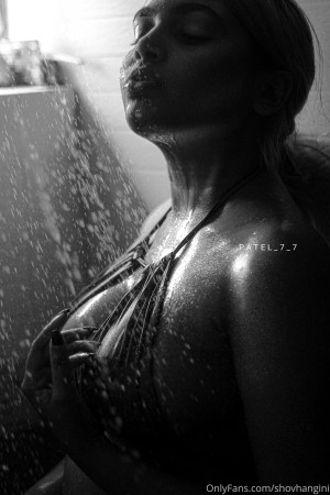 Shovhangini Shekhar Photo #20