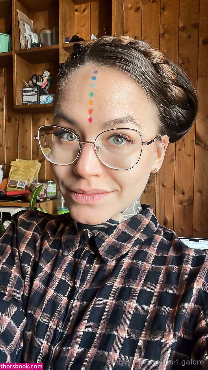 vulgarpoly Photo #10