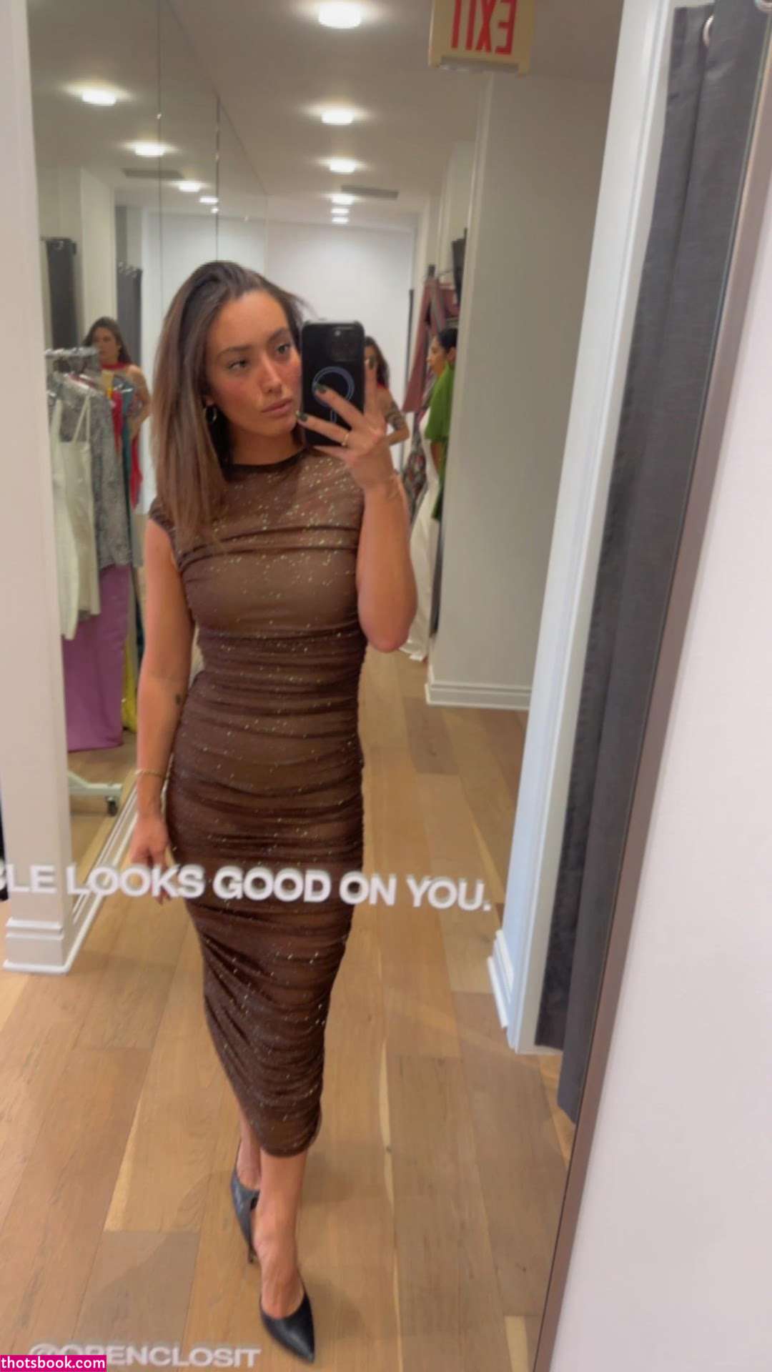 Willow Wilde Photo #17