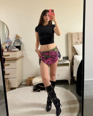 Sumru Ozden Photo #11