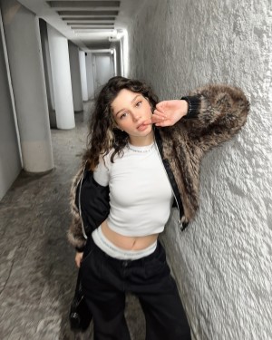 Sumru Ozden Photo #16