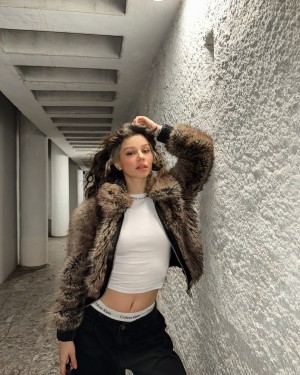 Sumru Ozden Photo #20