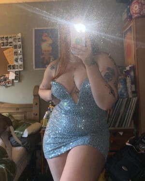 Taylor Hutchings Photo #21