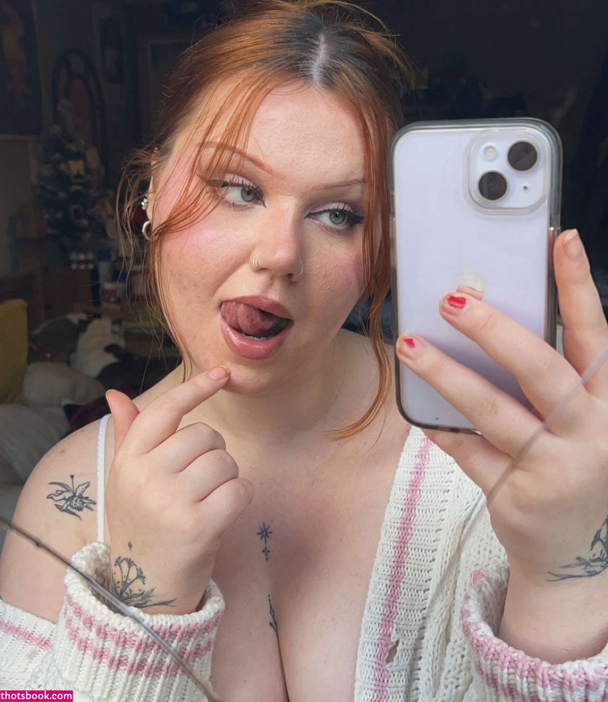 Taylor Hutchings Photo #30