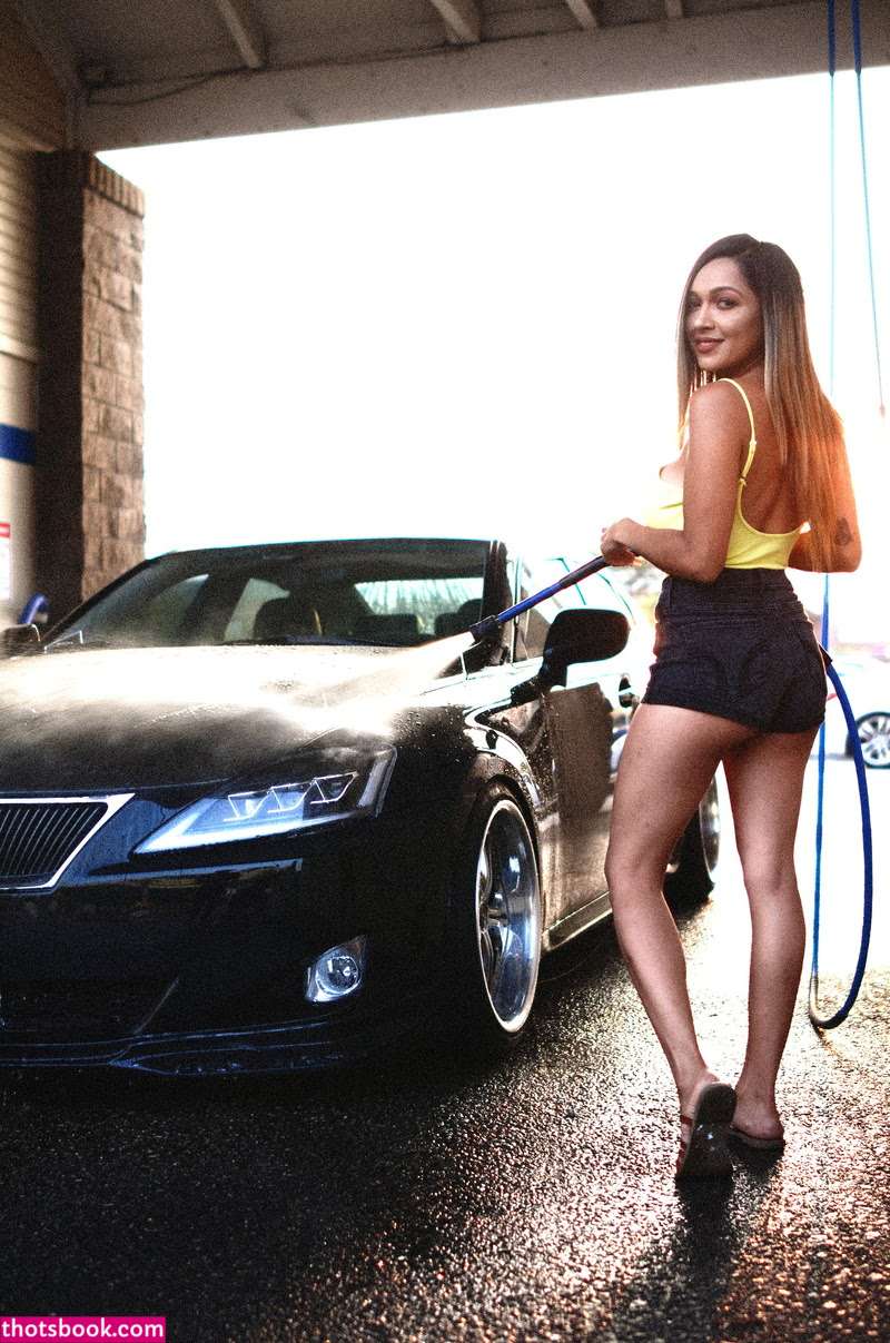 Vernizy Laris Photo #1