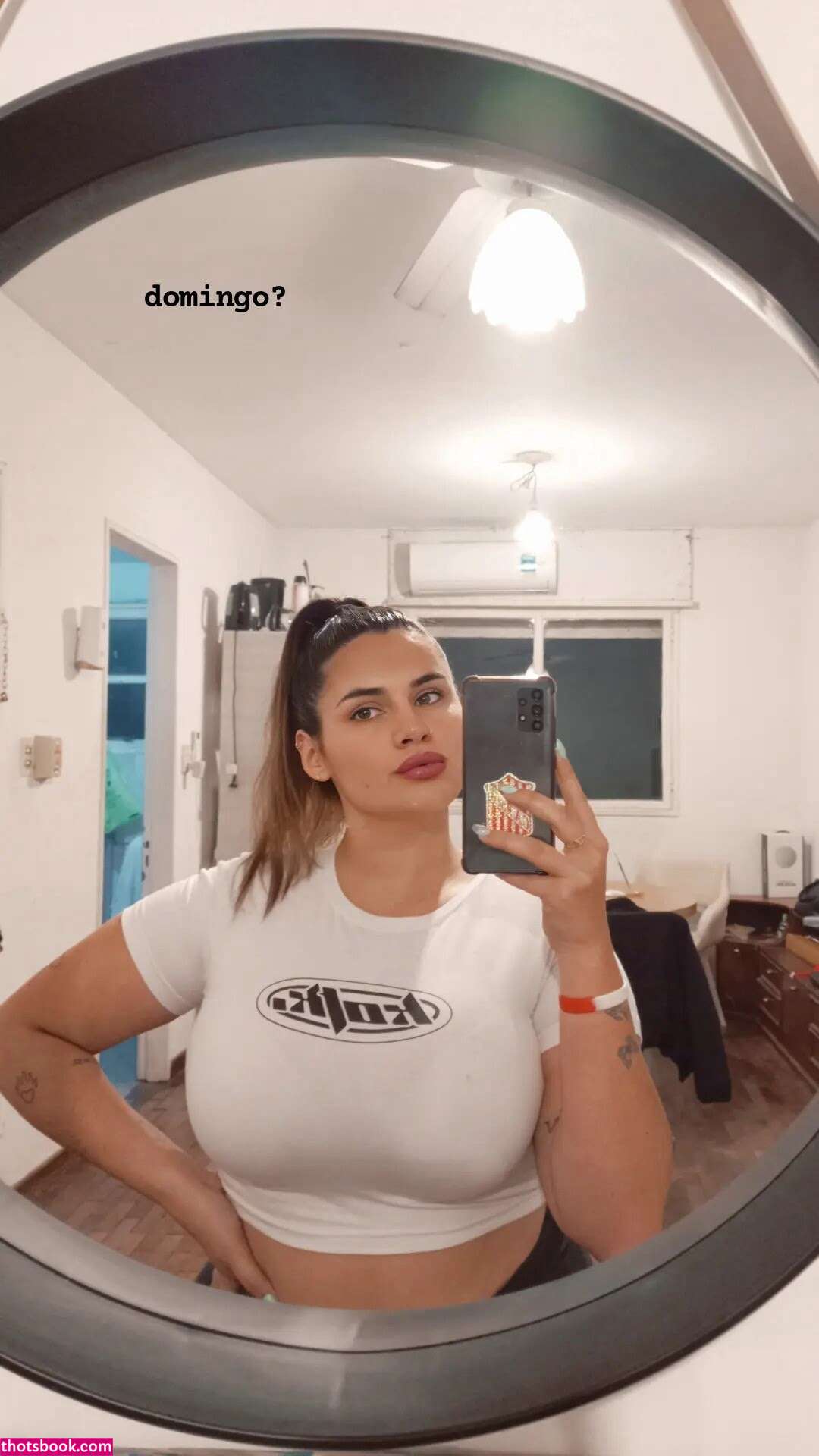 Victoria Hessel Photo #16