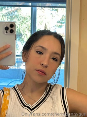 Cherrybunnygirl Photo #12