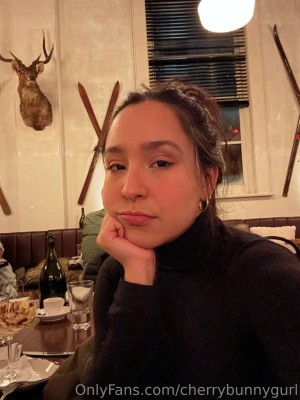 Cherrybunnygirl Photo #31